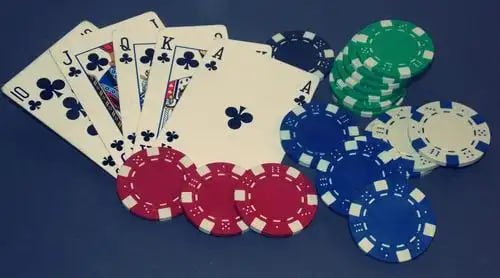 Perbandingan tampilan navigasi yang jelas